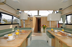Boat Trip Ireland, Elegance, Cabin