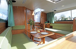 Boat Trip Ireland, Lake Star, Cabin