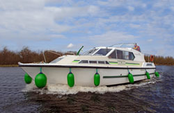 Boat Trip Ireland, Lake Star, Exterior